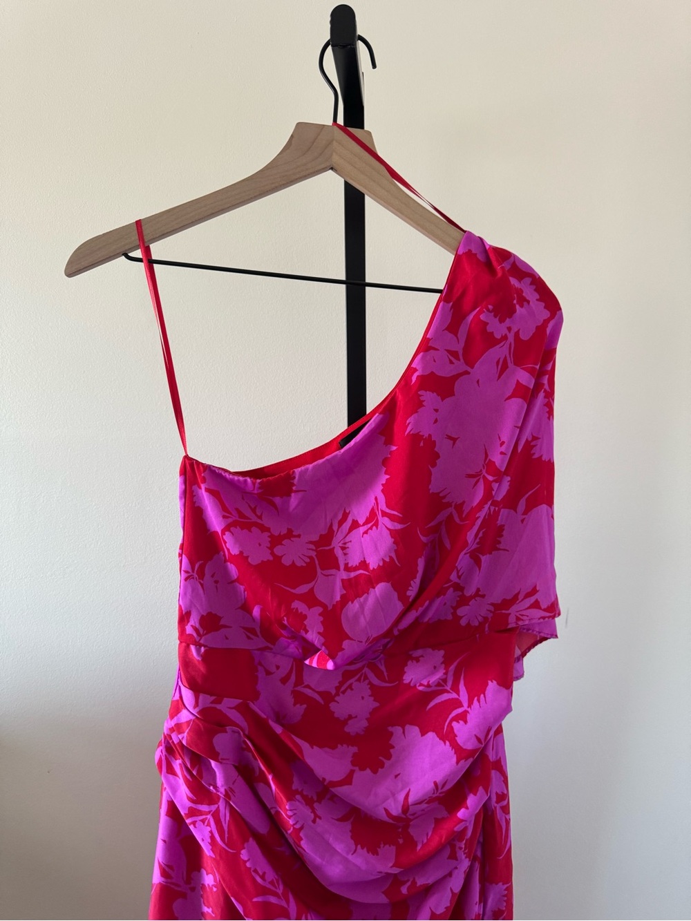 Do+Be One Shoulder Floral Dress Medium - NWT - Picture 4 of 8